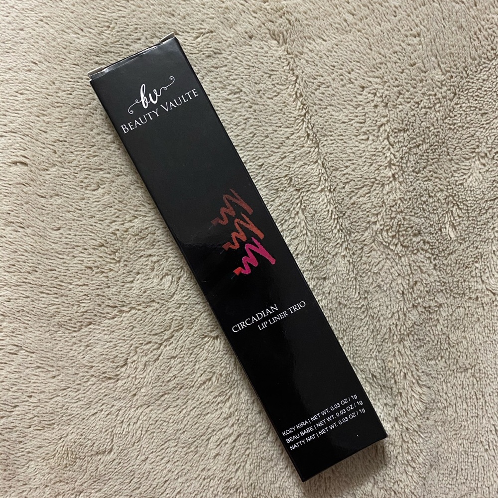 Beauty vaulte lip liner trio